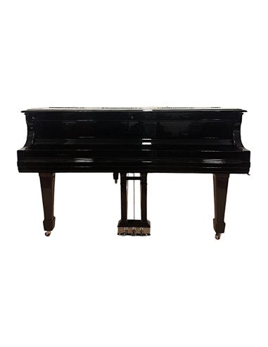 Piano Steinway & Sons O noir fermé