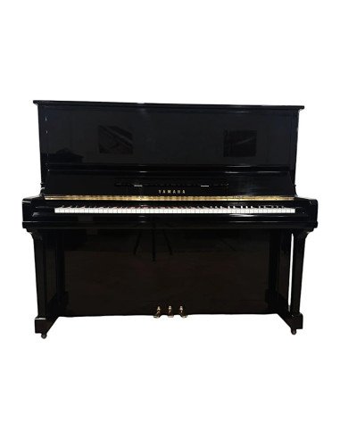 Piano Yamaha U3 noir brillant ouvert