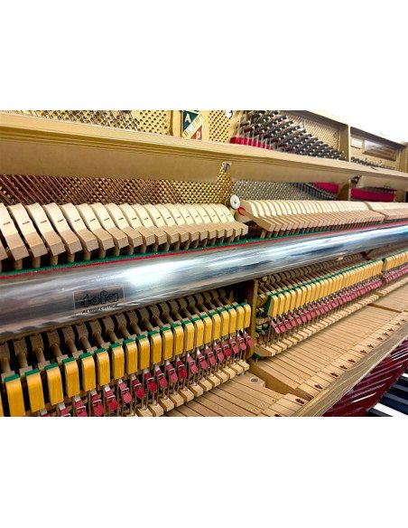 Piano Petrof 118 Chippendale mécanique