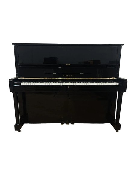 Piano Yamaha U1 occasion noir brillant ouvert